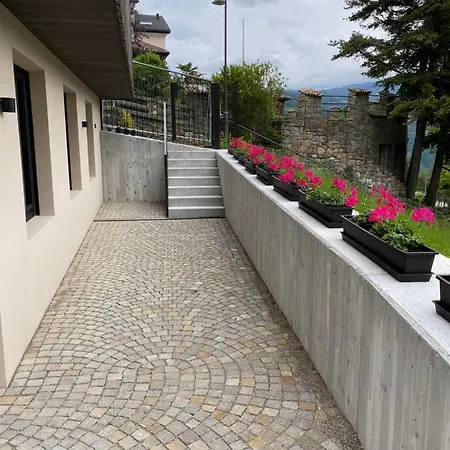 Casa Sciliar Centro Paese Pink Apartment